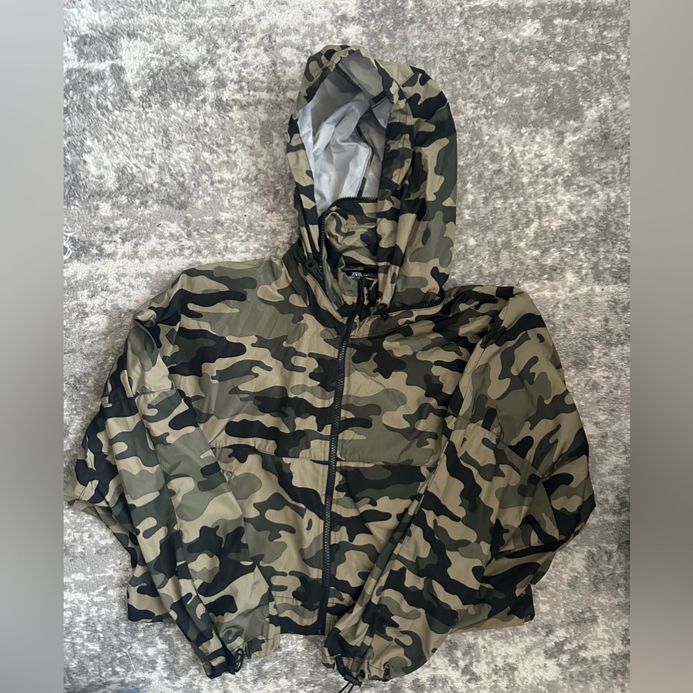 Zara Camouflage Cropped Windbreaker
